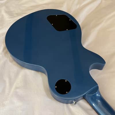 2011 Gibson Les Paul Studio - Pelham Blue - Made in USA - Free Pro Setup image 9