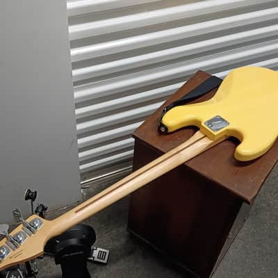 Fender Player Series I Jazz Bass 2022 Butterscotch EXC image 6