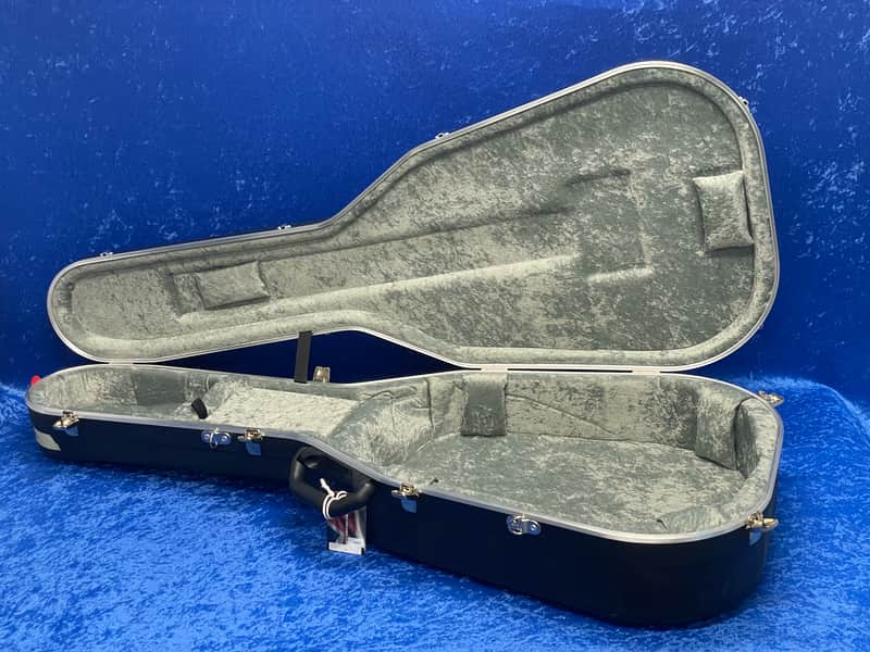 Hiscox Cases PRO-II-OM-B/S Martin OOO & OM Style Guitar Hard case B-Stock image 1