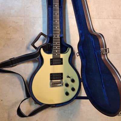 Washburn Falcon 1983 - Yellow image 1