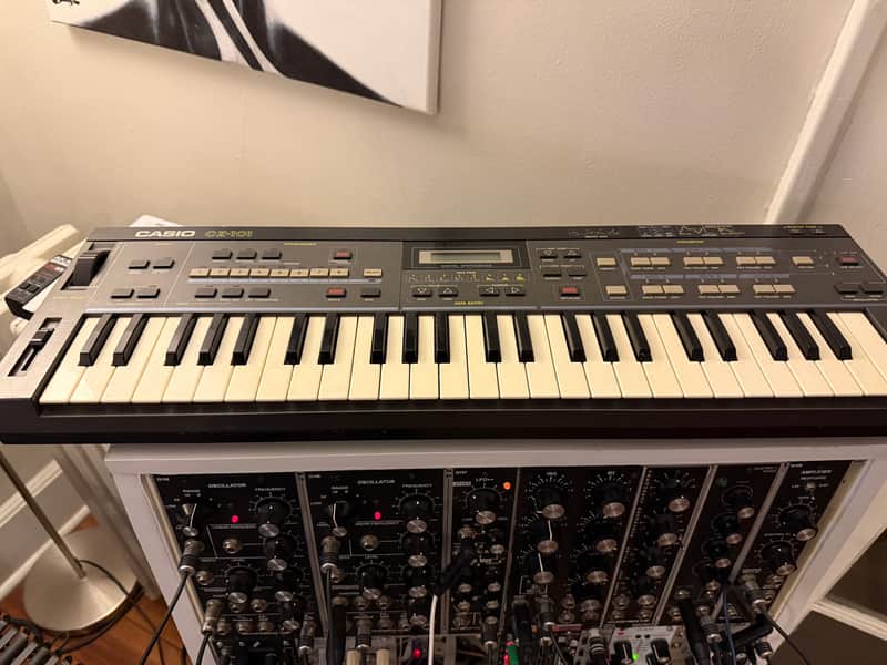 CASIO CZ-101 シンセサイザー Casio CZ-101 49-Key Synthesizer | Reverb