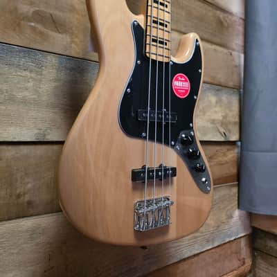 Squier Classic Vibe 70's Jazz Bass Maple Neck - Natural image 1