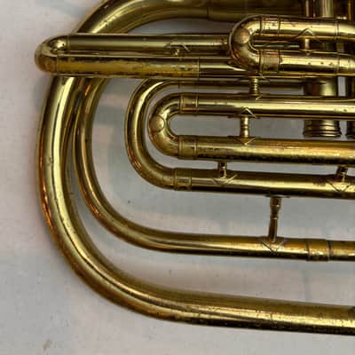King 1122 Mellophone / Marching French Horn c.1980 w/ Anvil Flight Case – Good Playing Condition image 14