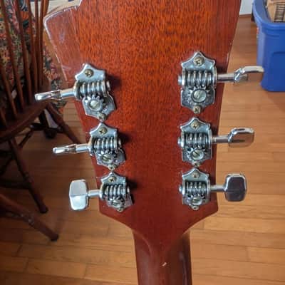 Guild D-40 1972 - Gloss image 3