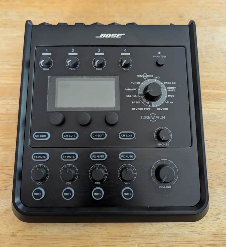 Bose T4S ToneMatch Mixer - Mint! image 1