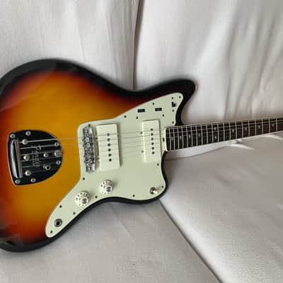 Fender American Vintage '65 Jazzmaster 2013 - 3-Color Sunburst image 2