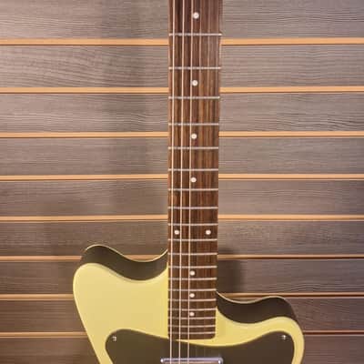 Danelectro DANO 67 Early 2020s - Yellow Gloss - Twin Lipstick Pickups - Vintage-Inspired Offset - Alder body and Maple Neck - Professional Set Up image 21