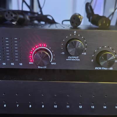 WesAudio ngSumBox Analog Summing System with Digital Recall - 2026 - mint image 3