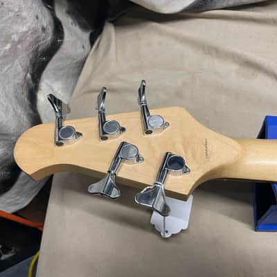 Lakland Skyline Series 55-02 5502 5-string Bass 2002 - Korea image 12