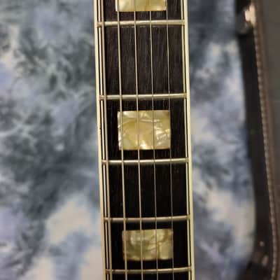 Video Demo Hohner Vintage RARE 1977 WHITE with Gold Hardware Hohner Japan L-59 Les Paul Style Electric Guitar New Strings Pro Setup Original Hard Shell Case image 6