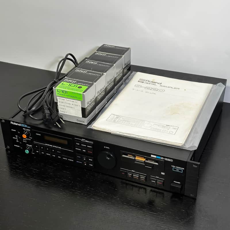 Roland S-220 image 1