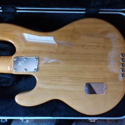 Ernie Ball Music Man Stingray Classic 5 2011 - Gloss Bild 4