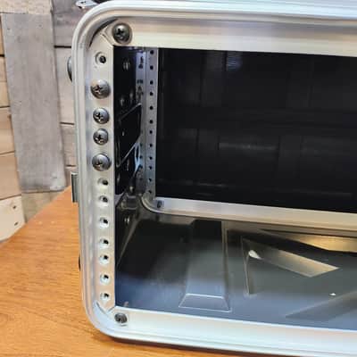 4U MCM Custom Short Rack Case image 2