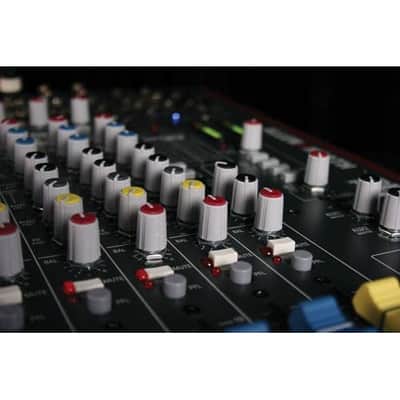 Allen & Heath ZED-16FX 16-Channel Recording and Live Sound Mixer with FX & USB (B-Stock) image 9