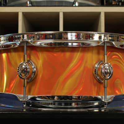 Montineri Custom Drums 5x14 Snare Drum in Orange Satin Flame image 3