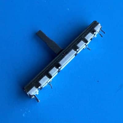 AKAI APC40 MKI Ableton Controller Part: Stereo Fader Slider 10KB image 2