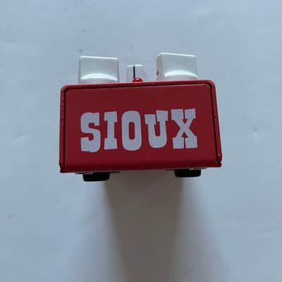 Sioux Guitars Villa Ave Distortion Overdrive Sioux City Iowa Guitar Effect Pedal image 5