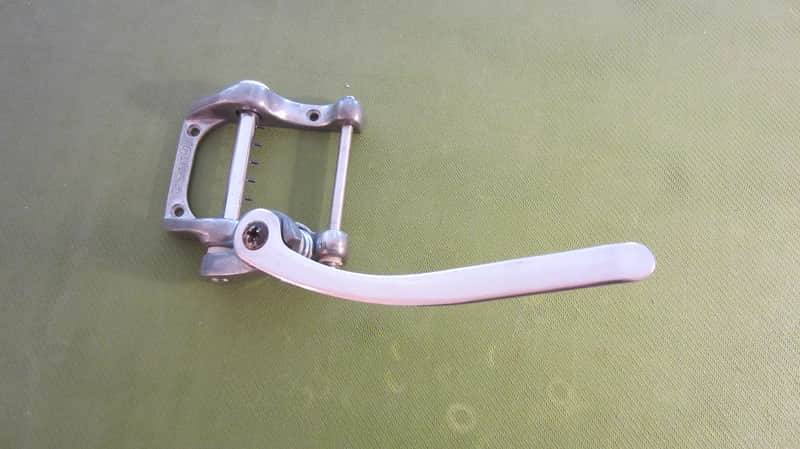 Gibson SG Tremolo Tailpiece 1970s - Chrome image 1