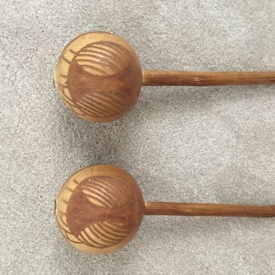 Maracas — vintage, hand-carved image 3