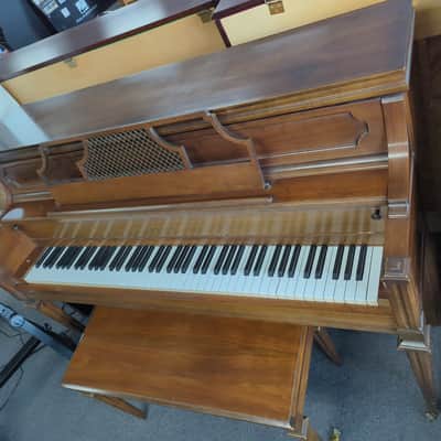 Yamaha M204 SN 103353 - Walnut image 2