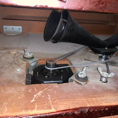Leslie 147RV - Mahogany image 5