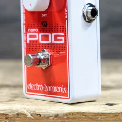 Electro-Harmonix Nano POG Polyphonic Octave Generator Compact Effect Pedal image 2