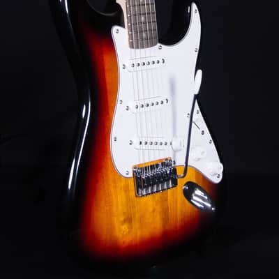Squier Affinity Series Strat, Laurel FB, 3-Color Sunburst image 4