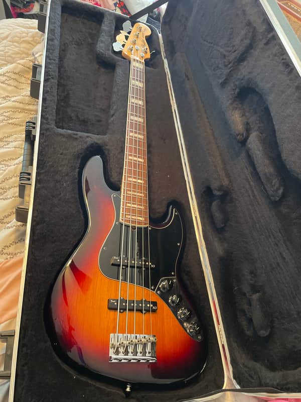 Fender American Deluxe Jazz Bass V with Rosewood Fretboard 2010 - 2016 - 3-Color Sunburst image 1