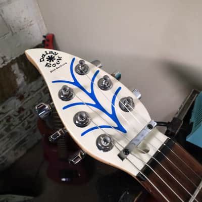 Debutante Daisy Rock Electric Guitar Short Scale 💙 Blue Flower image 17