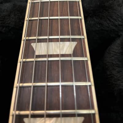 Gibson Les Paul Classic 2022 - Honeyburst image 6