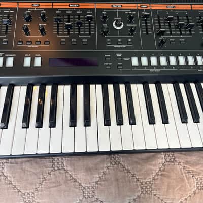 Roland Jupiter-X 61-Key Synthesizer 2019 - Present - Black image 3