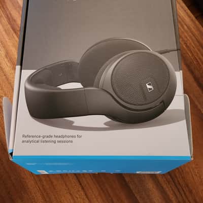 Sennheiser HD 560S Open-Back Studio Headphones w/ braided walnut-shell cable image 9