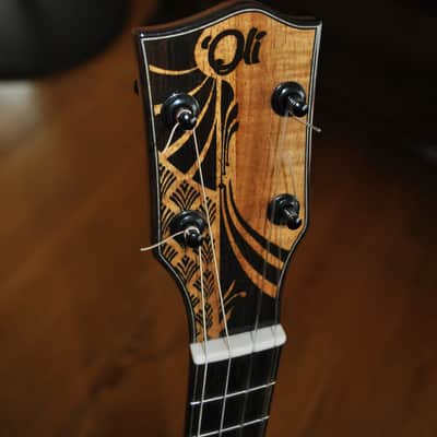 'Oli L2-BK master grade koa baritone ukulele w/Crossrock fiberglass case image 3