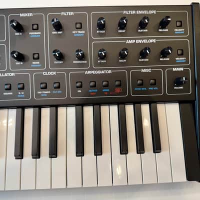 Immagine Sequential Fourm 37-Key 4-Voice Polyphonic Synthesizer\ - 8