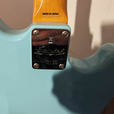 Fender Kurt Cobain Mustang 2012-2014 Left Handed image 10