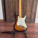 Fender Eric Johnson Stratocaster with Maple Fretboard 2005 - Present - 2-Color Sunburst