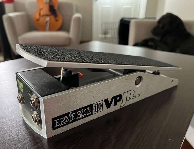 Ernie Ball VPJR 2010’s - Silver image 1