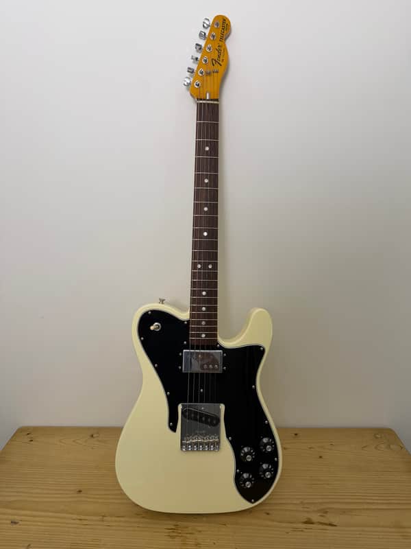 Fender American Vintage II '77 Telecaster Custom