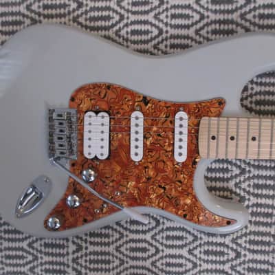 ~Cashified~ Kramer Strat-Style Pewter Rock 'n' Roller image 1