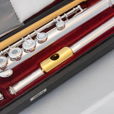 Yamaha YFL-581H (now 687H) Professional Flute All Silver Open-hole *Made in Japan *Cleaned & Serviced image 4