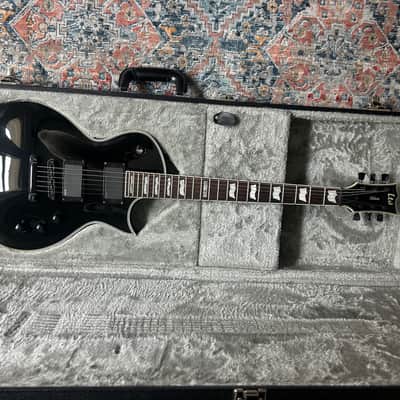 ESP LTD EC-1000 Deluxe Black EMG Pickups w/ ESP Hard Case Korea 2012 image 1