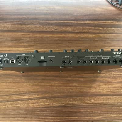 Roland TR-8S AIRA Rhythm Performer + Box and Decksaver image 4