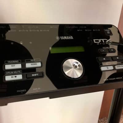 Yamaha - 5 Piece Electronic Drum Set! DTX-532K image 3