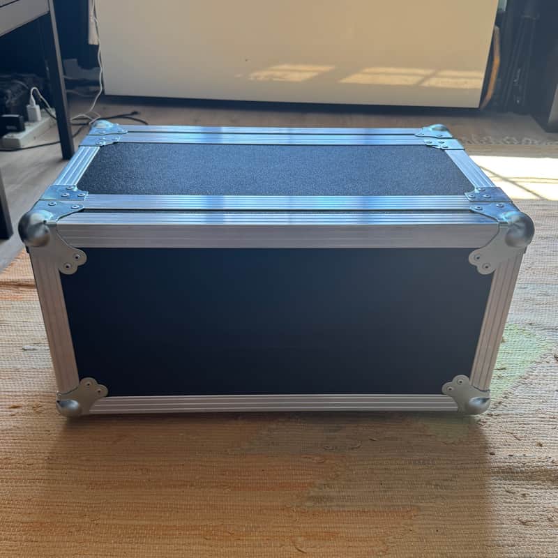 Kent Custom - Sovtek Mig 60 Flight Case - 2026 - Black image 1