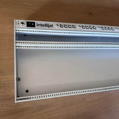 Palette + Decksaver lid Intellijel 4U 104HP Case 2019 - Present - Silver image 6