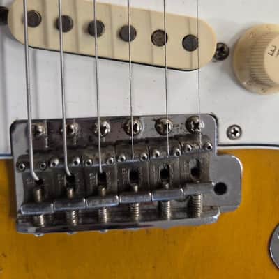 Fender STRATOCASTER SUNBURST 1965 image 16