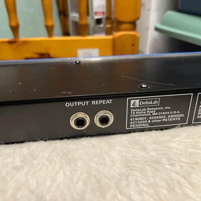 DeltaLab Effectron ADM 1020 Digital Delay 1980s - Blue image 8