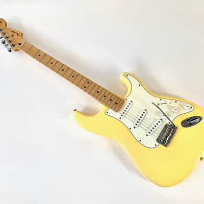 Fender Stratocaster Player 2022 Buttercream image 7