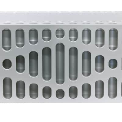 Boulder 2160 Power Amplifier NEW - Silver image 2