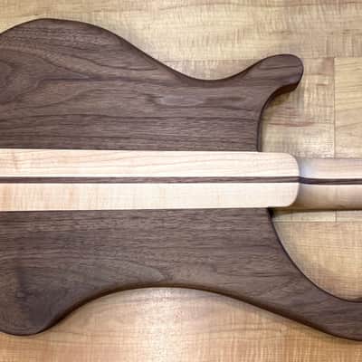 Rickenbacker 4003SW Bass 2026 - Walnut image 5